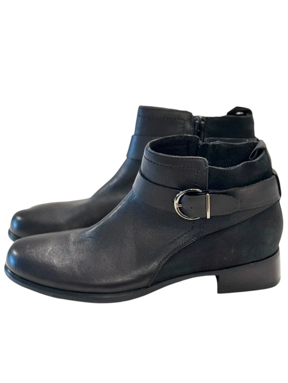 Munro Black Leather Ankle Boots with Buckle Strap Detail Size 8.5